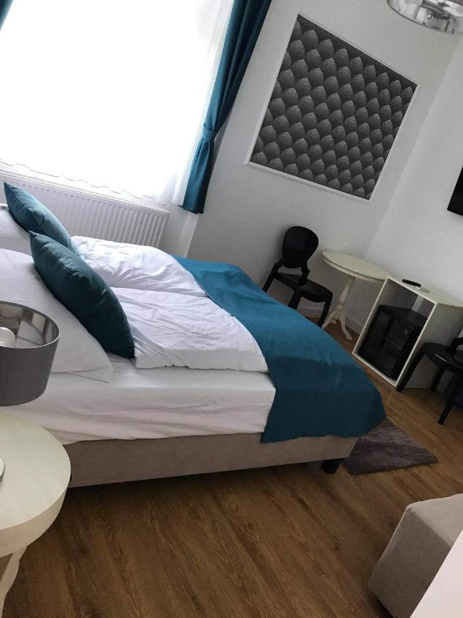Villa Campana Сиофок Екстериор снимка